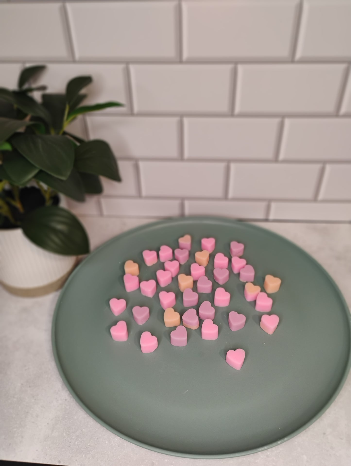 Heart wax melts
